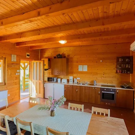 Lejlighedshotel Duna Parti Vendeghazak