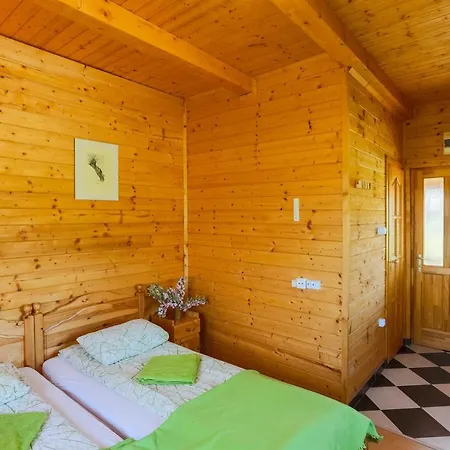 Lejlighedshotel Duna Parti Vendeghazak Szigetbecse