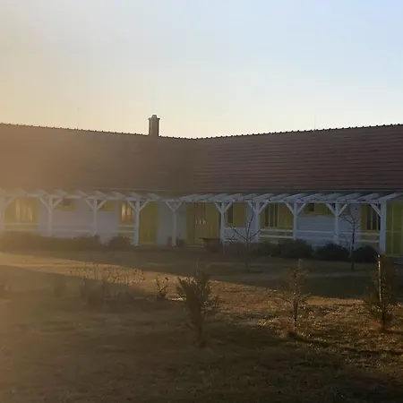 Duna Parti Vendeghazak *