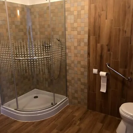Duna Parti Vendeghazak Lejlighedshotel *
