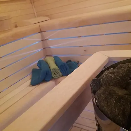 Duna Parti Vendeghazak * Szigetbecse