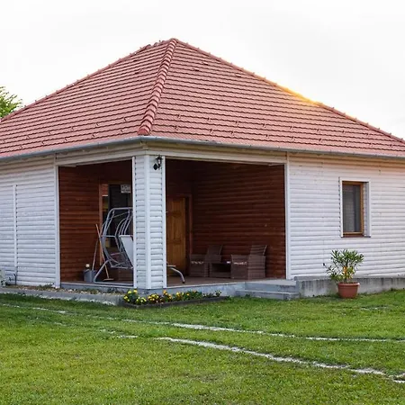 Duna Parti Vendeghazak Szigetbecse
